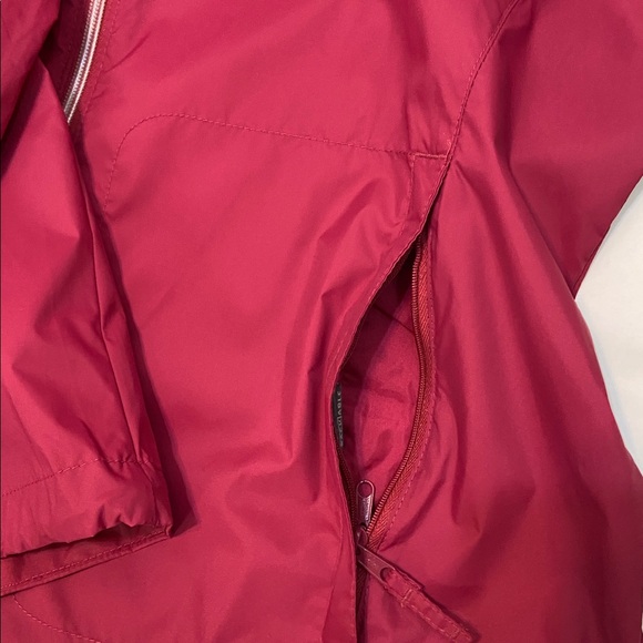 Columbia Women’s Maroon Switchback 111 Rain Outdoor Jacket.Size-XL. - Picture 10 of 17